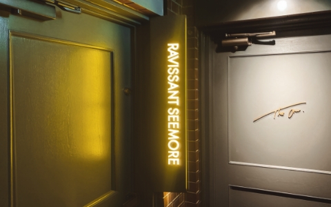 RAVISSANT SEEMORE studio